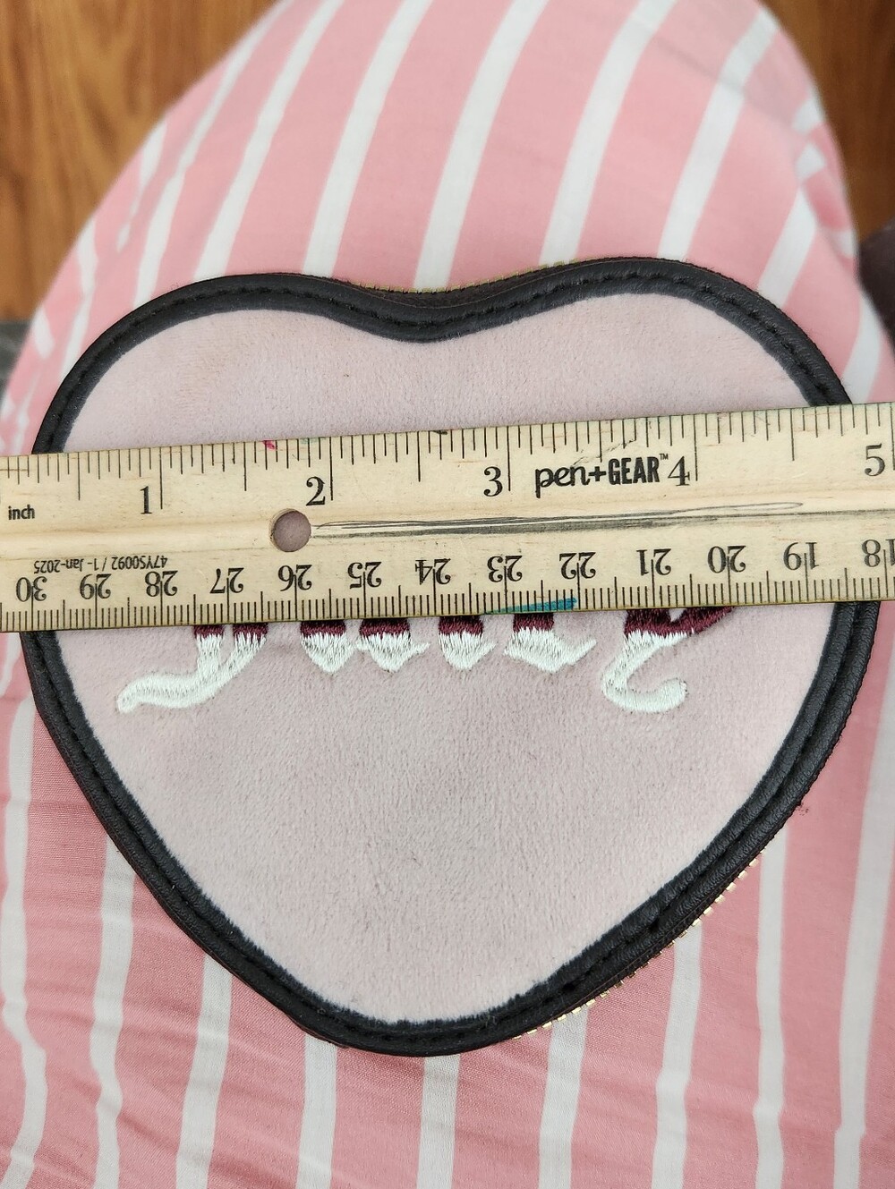 Juicy Couture Pink and Black Script Lined Wristlet
